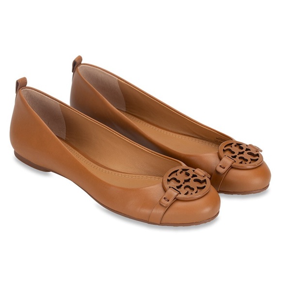 Tory Burch Shoes - ❤️SALE❤️ Tory Burch Gabriel Ballet Flat Tan 6.5